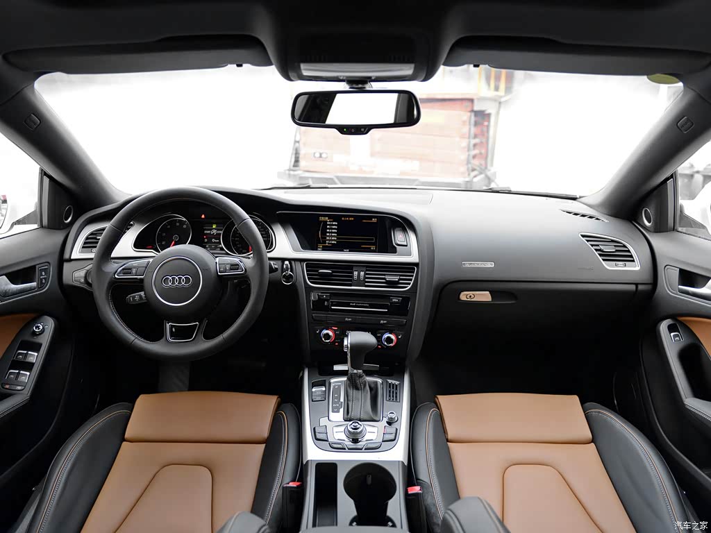 奥迪(进口) 奥迪a5 2014款 sportback 45 tfsi quattro风尚版