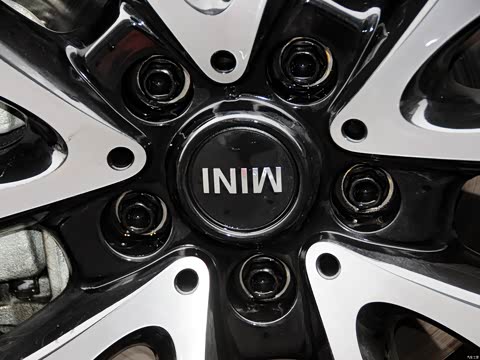 2014�� 1.6T COOPER S ALL4