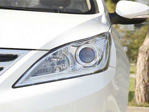 2014�� 1.6L �ֶ������