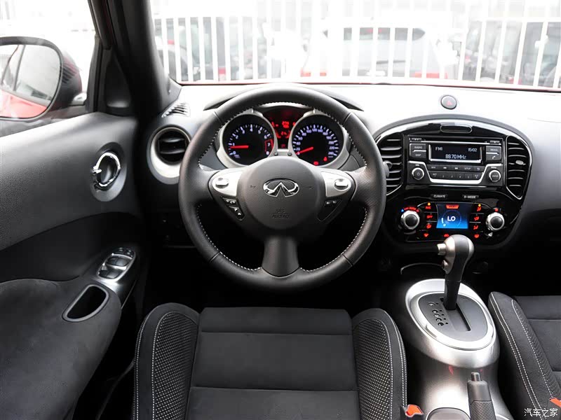 英菲尼迪(进口) 英菲尼迪esq 2014款 1.6l 率性版