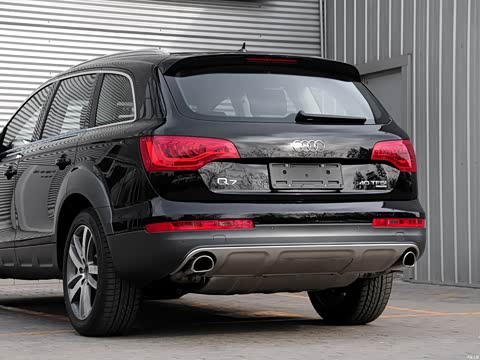 2015�� 40 TFSI �����