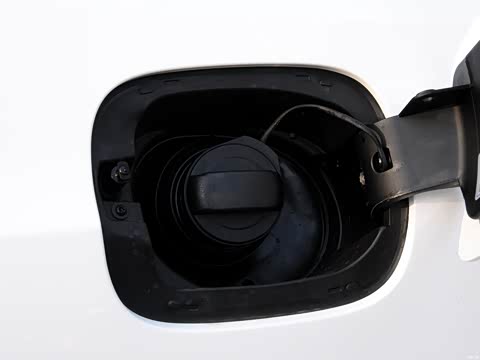 2013�� 40 TFSI ��ȡ��