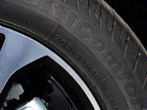 2014�� ���� 1.3T �ֶ���Ӣ��