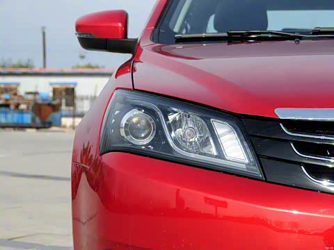 2014�� ���� 1.3T �ֶ���Ӣ��