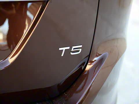 2015�� T5 ���а�