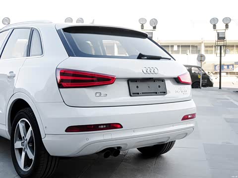 2015�� 35 TFSI quattro ������