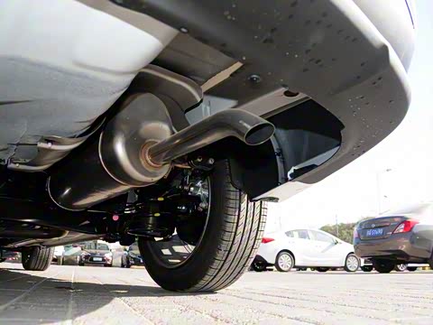 2015�� ���� 1.6L AT Premium