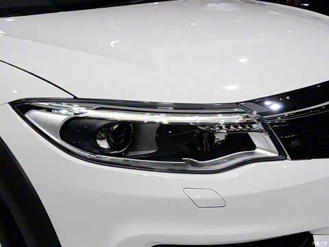 2015�� ����SUV 1.6T �Զ��Ŷ���