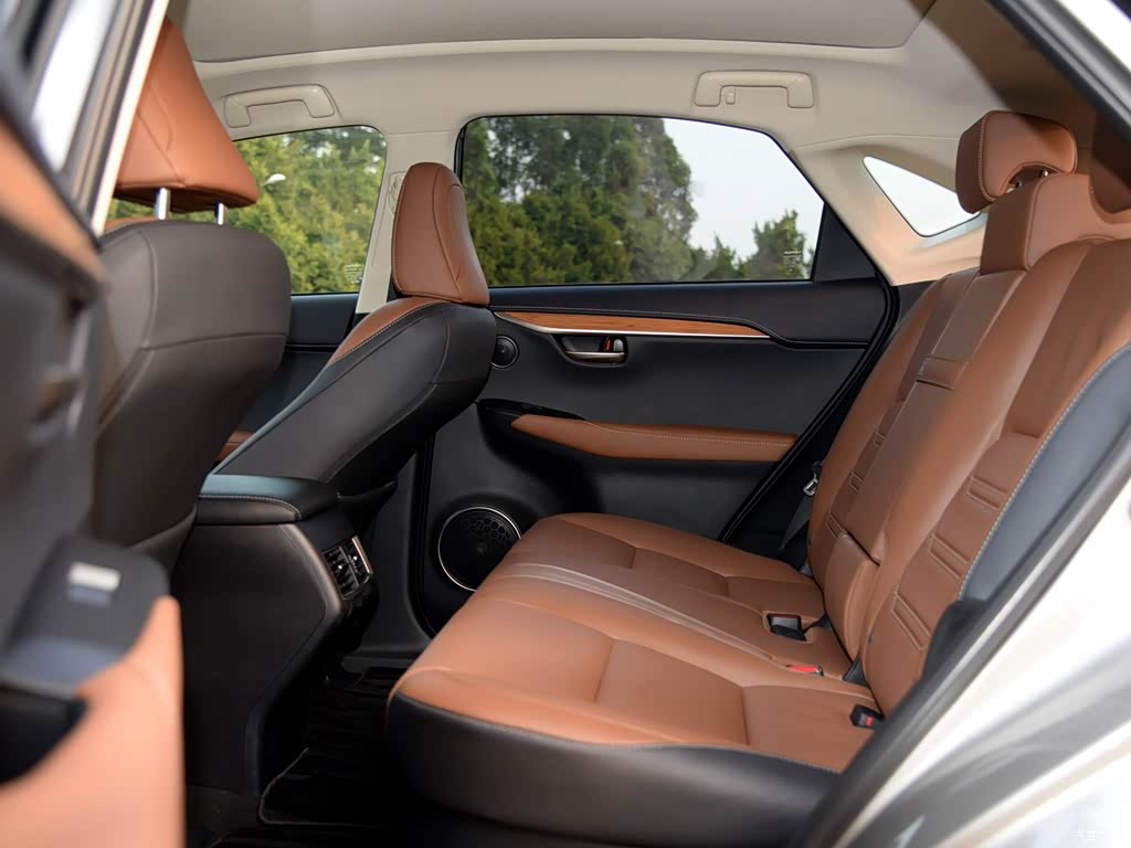 雷克萨斯 雷克萨斯nx 2015款 300h 全驱 锋芒版