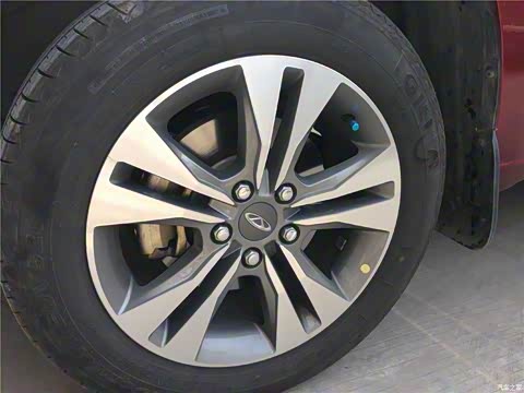2014�� 1.6L CVT���а�
