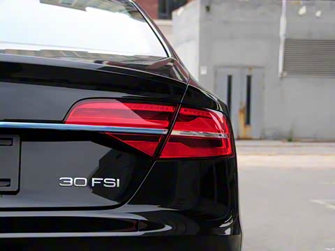2014�� A8L 30 FSI ������