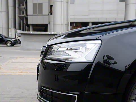 2014�� A8L 30 FSI ������