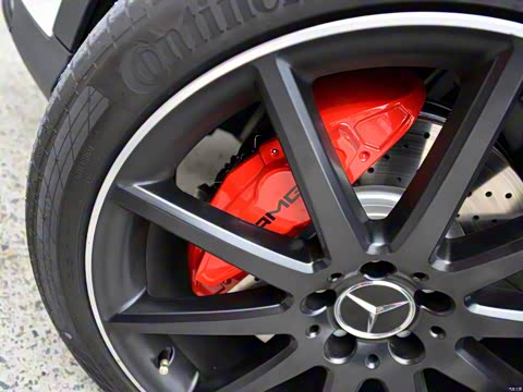 2015�� AMG GLA 45 4MATIC