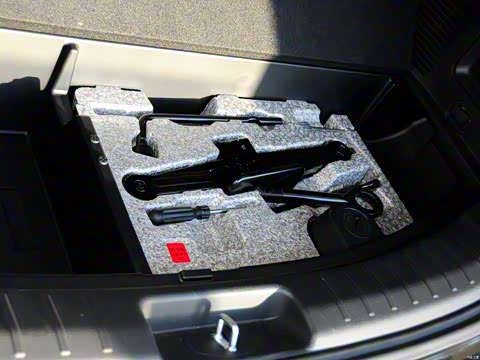 2013�� 3.0L 7��������ɫ�����콢��