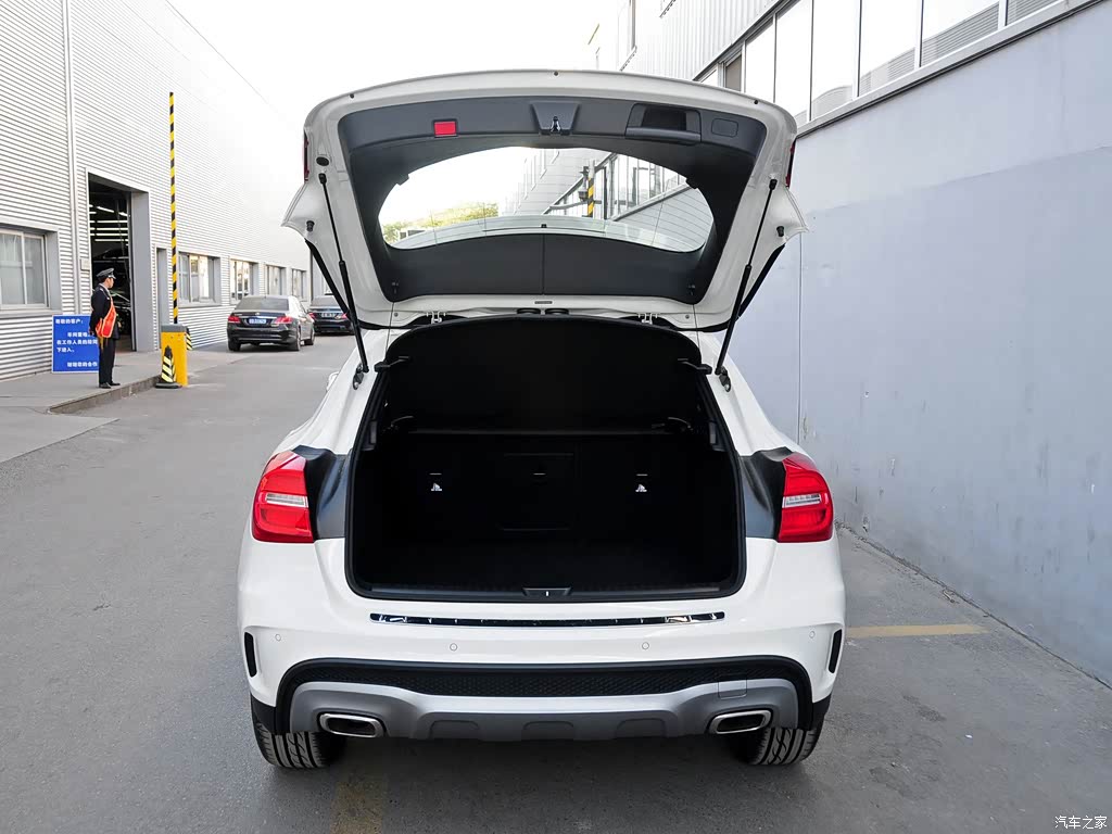 奔驰(进口) 奔驰gla级(进口) 2015款 gla 260 4matic