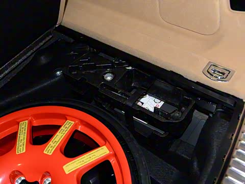 2015�� Cayenne Turbo 4.8T