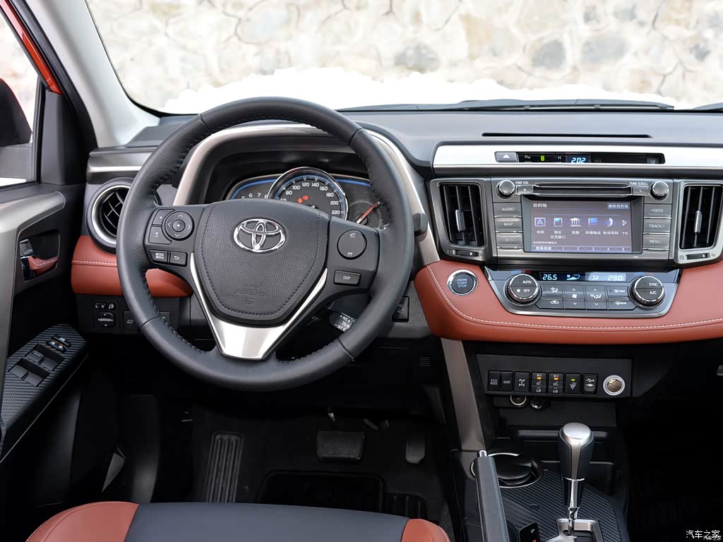 5l 自动四驱尊贵版此配置为选装,请以实车为准 分类: 外观颜色:  内饰