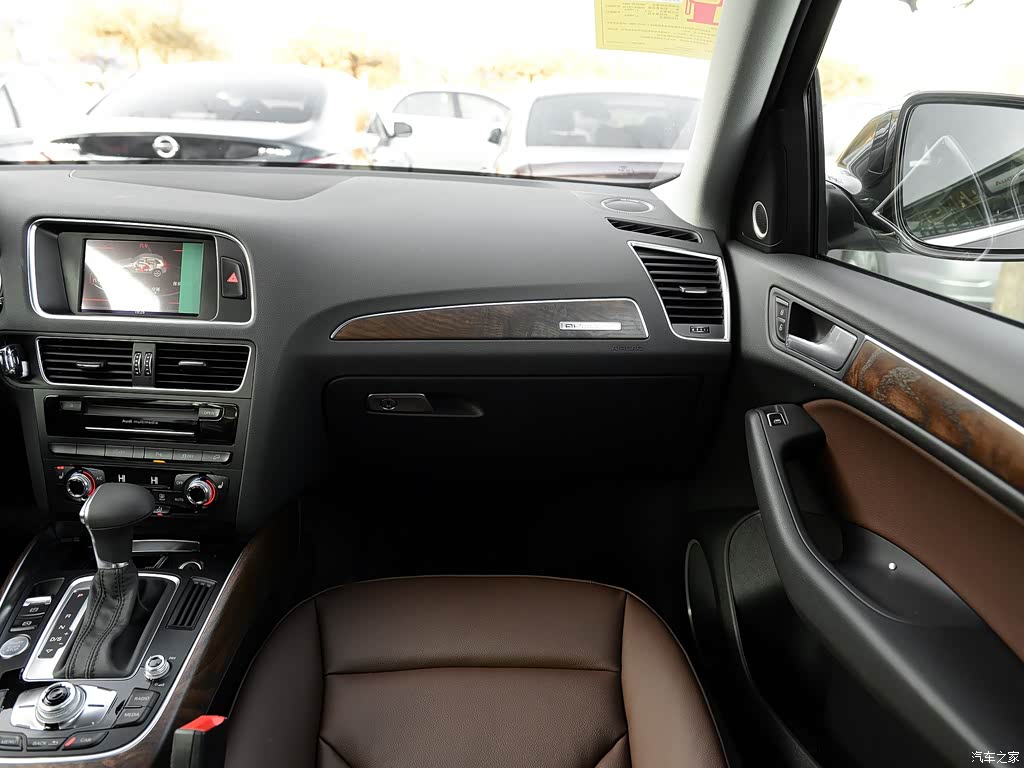 一汽-大众奥迪 奥迪q5 2015款 40 tfsi 舒适型