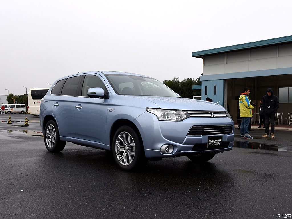 歐藍德(進口) 2014款 2.0l phev 2805035圖片_三菱_汽車圖庫_汽車之家