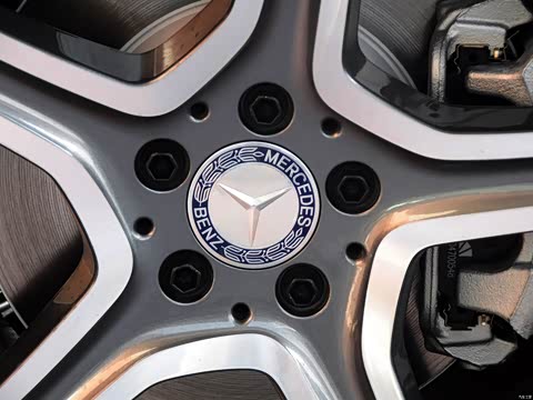 2015�� GLK 300 4MATIC ʱ���� ���°�