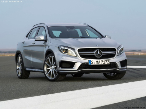 2015 AMG GLA 45 4MATIC