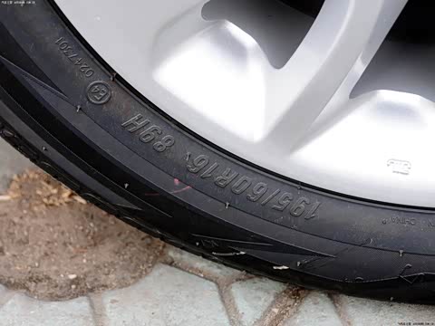 2014�� 1.5L �ֶ�������