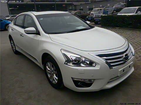 2013�� 2.5L XL-NAVI������