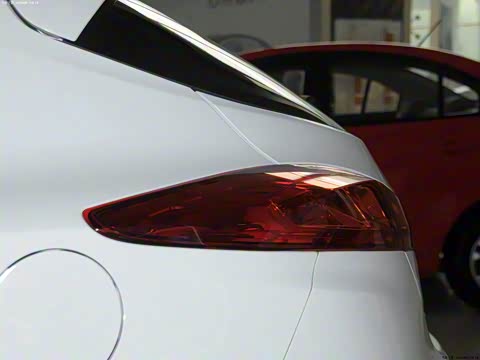 2013�� 1.6L �ֶ��¿��� ��V