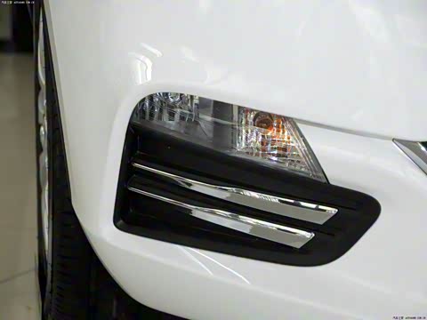 2013�� 1.6L �ֶ��¿��� ��V