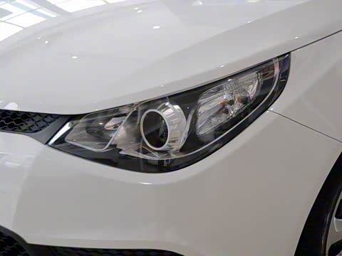 2012�� 1.5L �Զ���Ӣ��