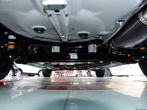 2014�� 1.6L MT GLS