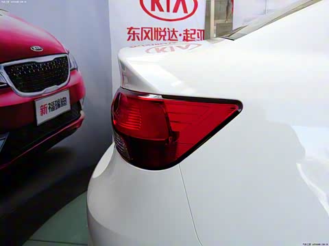 2014�� 1.6L MT GLS