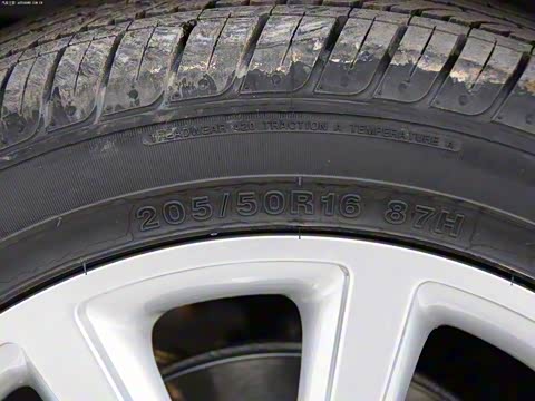 2013�� CROSS 1.6L �ֶ�������