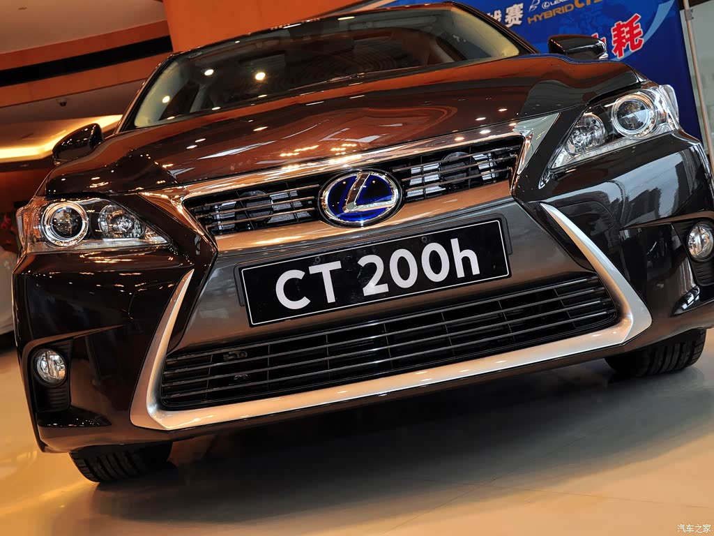 雷克萨斯 雷克萨斯ct 2014款 ct200h 舒适版 单色