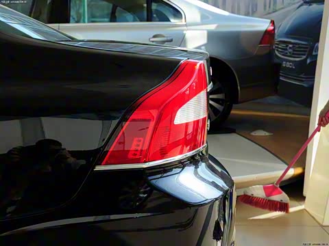 2012�� 3.0T T6 AWD ���Ű�