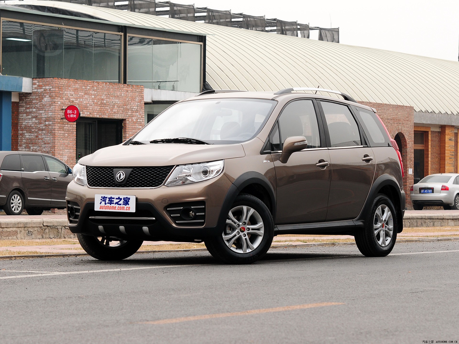 东风风行 景逸x3 2014款 1.5l 尊享型