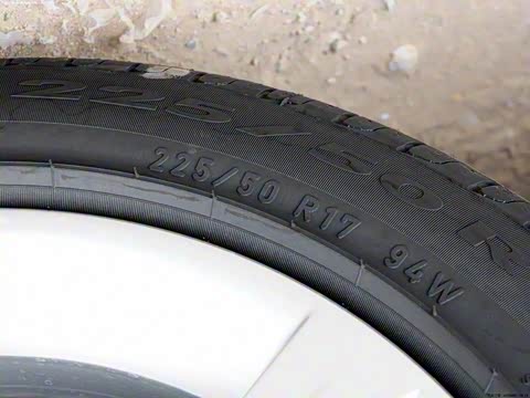 2014�� 320i �˶������װ