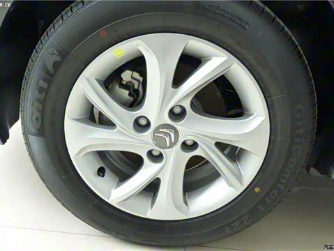 2014�� 1.6L �ֶ�������