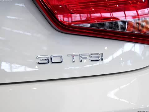 2014�� 30 TFSI Sportbackʱ����