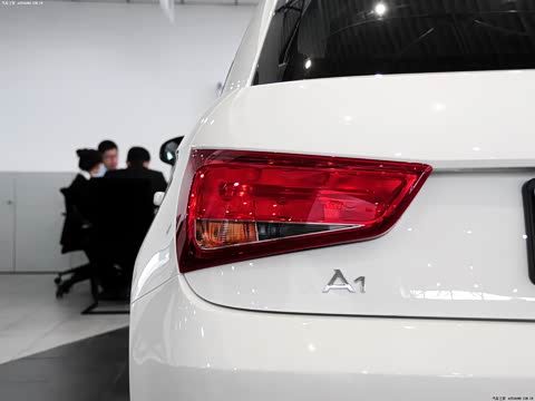 2014�� 30 TFSI Sportbackʱ����