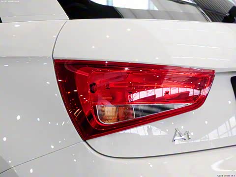 2014�� 30 TFSI Sportbackʱ����