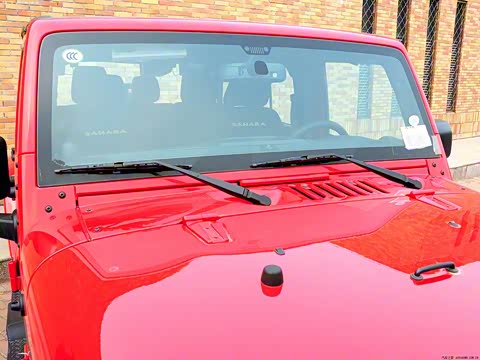 2014�� 3.0L Sahara ���Ű�