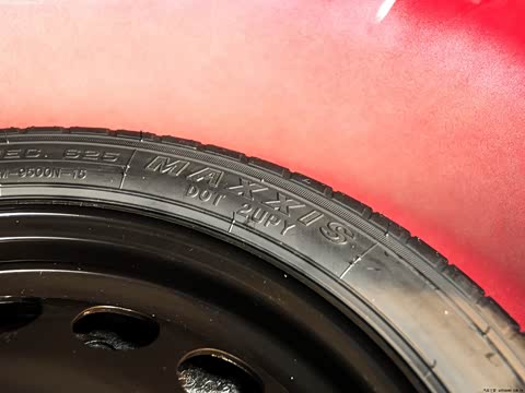 2014�� 1.6L SL�������� AT