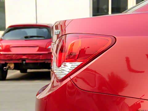 2014�� 1.6L SL�������� AT