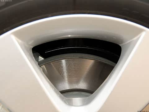 2014�� 1.6L SL�������� AT