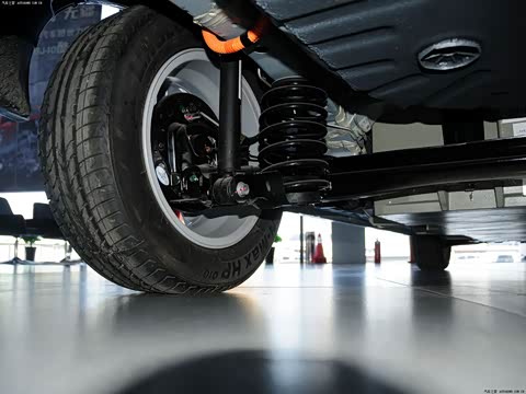 2014�� E150EV �Ƽ���