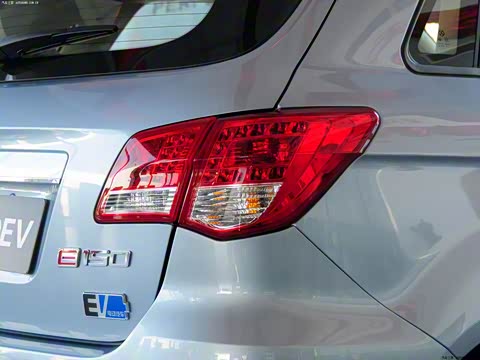 2014�� E150EV �Ƽ���