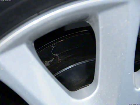 2014�� E150EV �Ƽ���