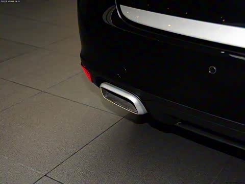 2014�� Cayenne Platinum Edition 3.0T