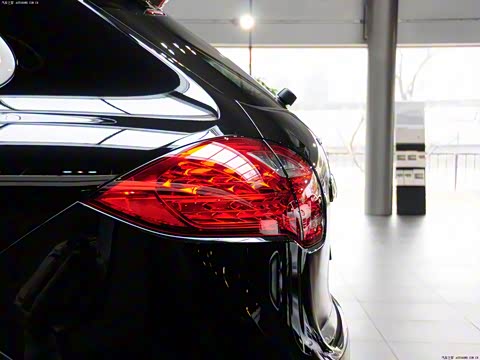 2014�� Cayenne Platinum Edition 3.0T